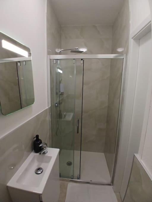 Appartement F1 Orchidee Mulhouse Exterior photo