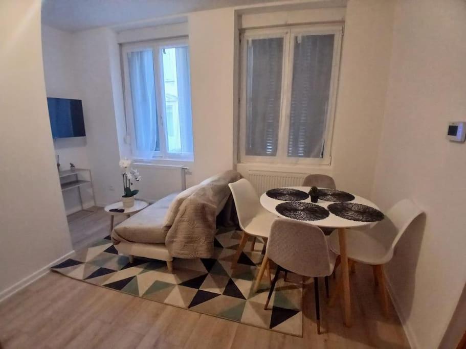 Appartement F1 Orchidee Mulhouse Exterior photo